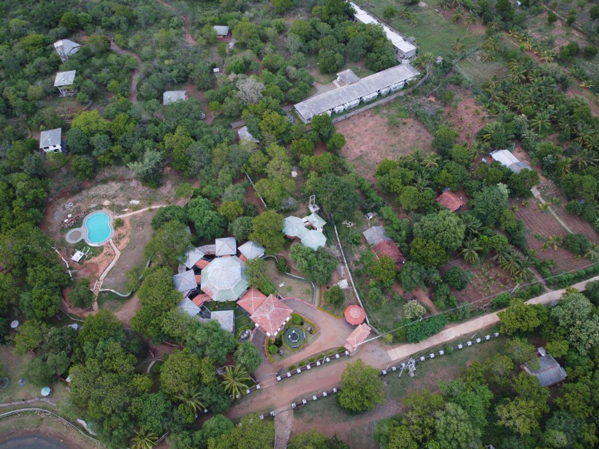 Kodigahawewa Forest Resort Tissamaharama Bagian luar foto