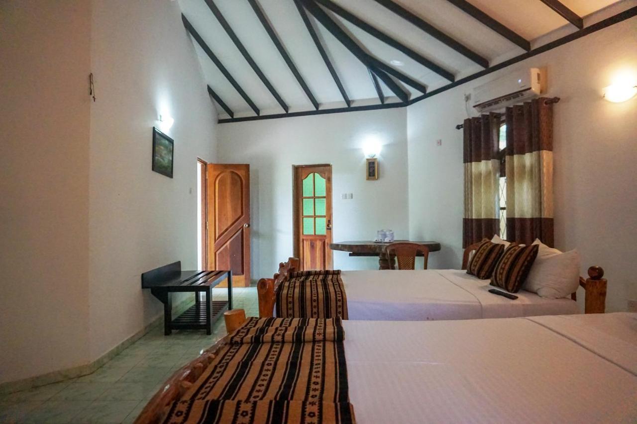 Kodigahawewa Forest Resort Tissamaharama Bagian luar foto