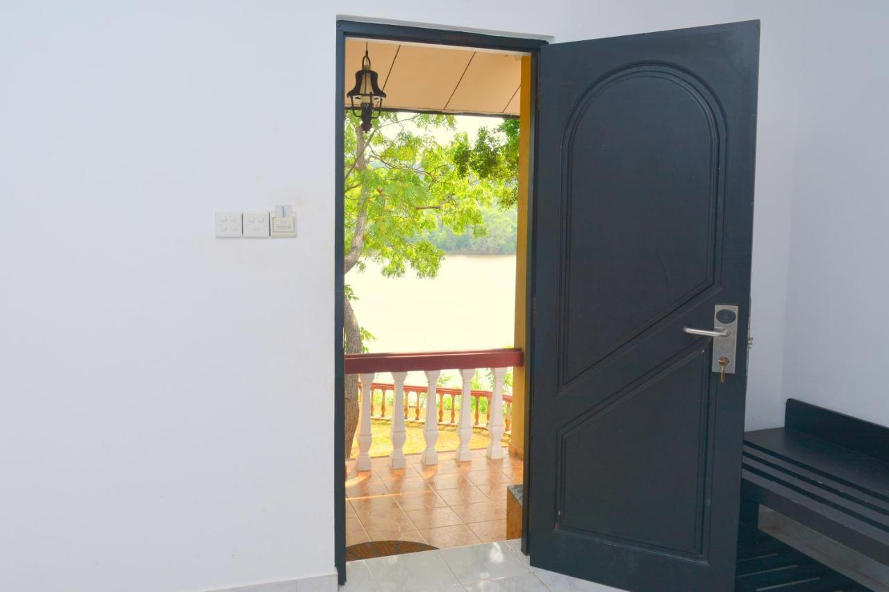 Kodigahawewa Forest Resort Tissamaharama Bagian luar foto