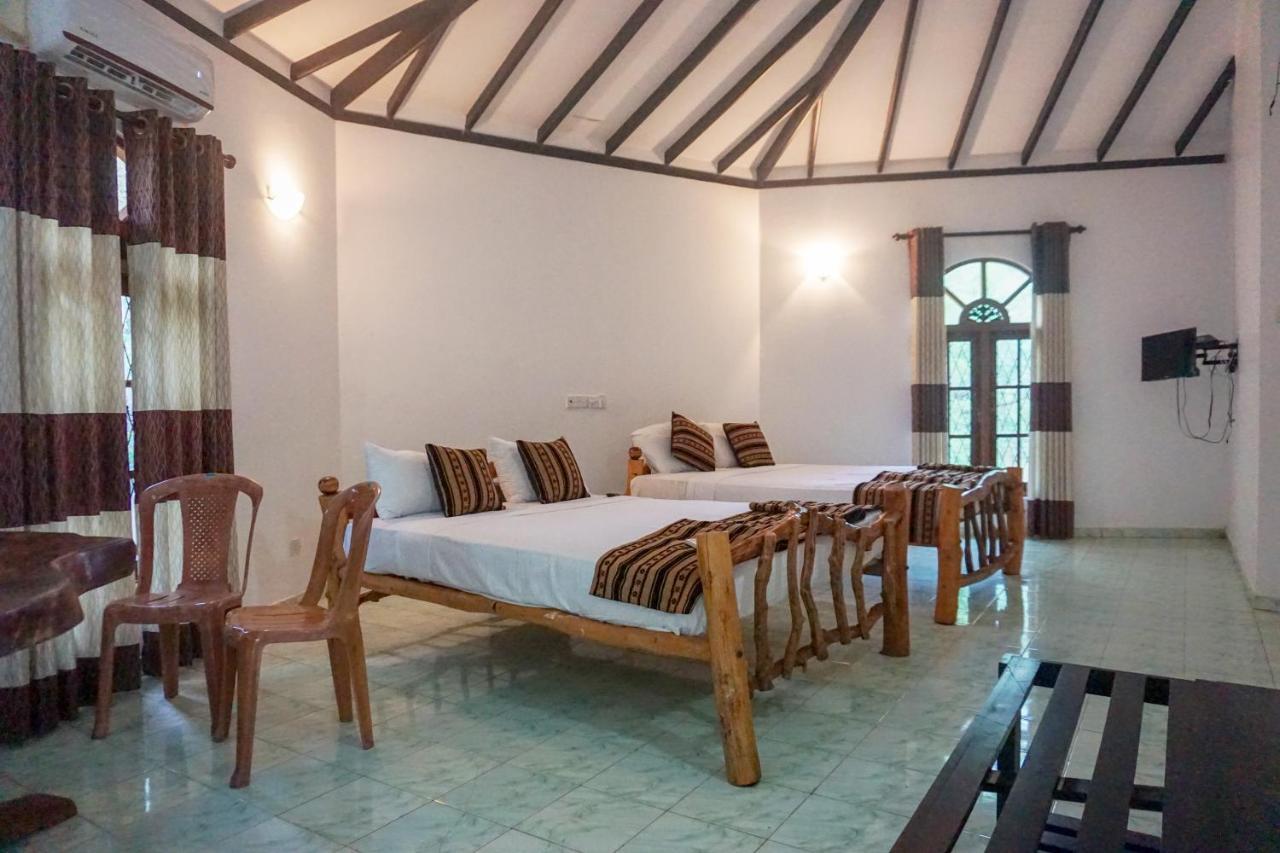 Kodigahawewa Forest Resort Tissamaharama Bagian luar foto