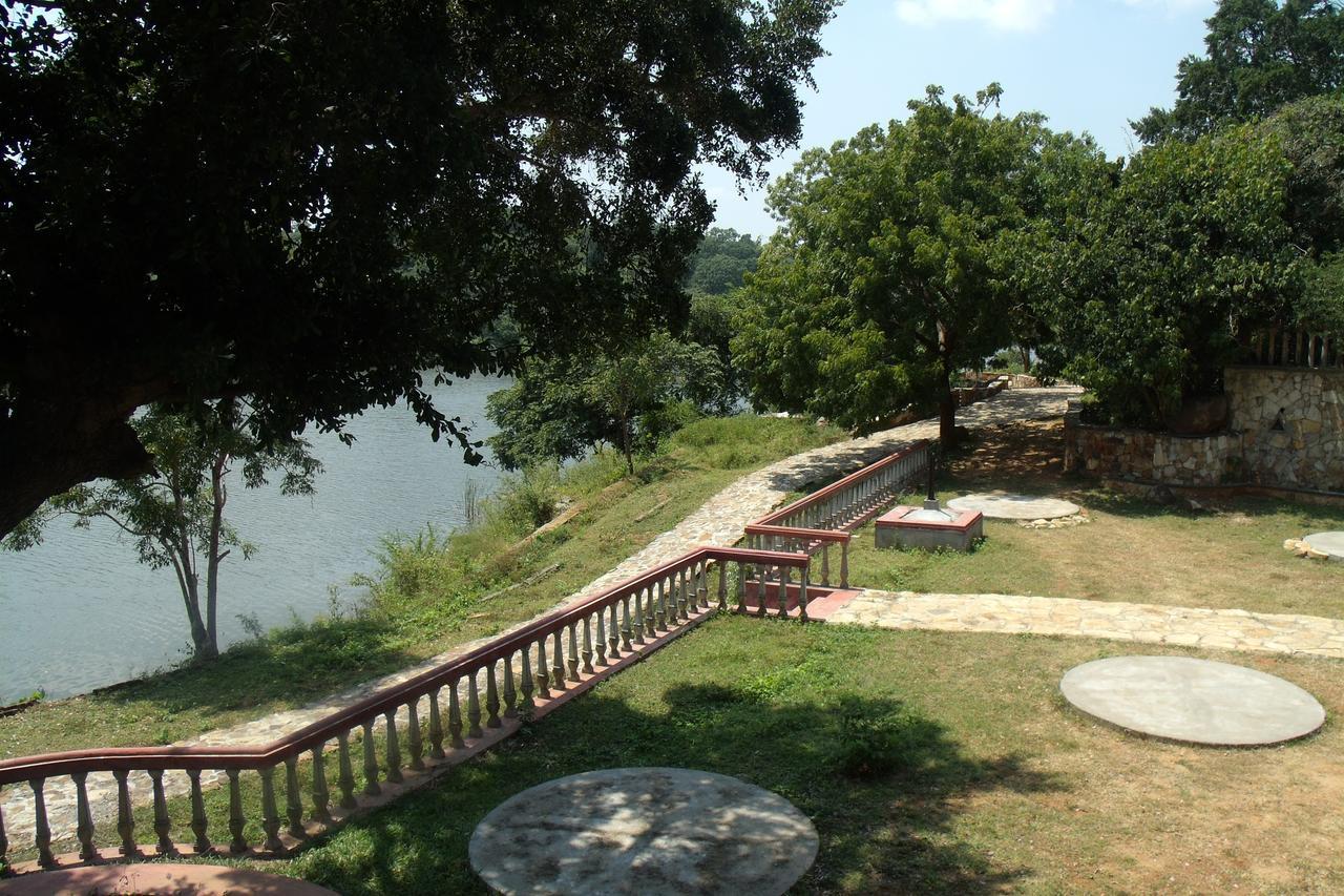 Kodigahawewa Forest Resort Tissamaharama Bagian luar foto