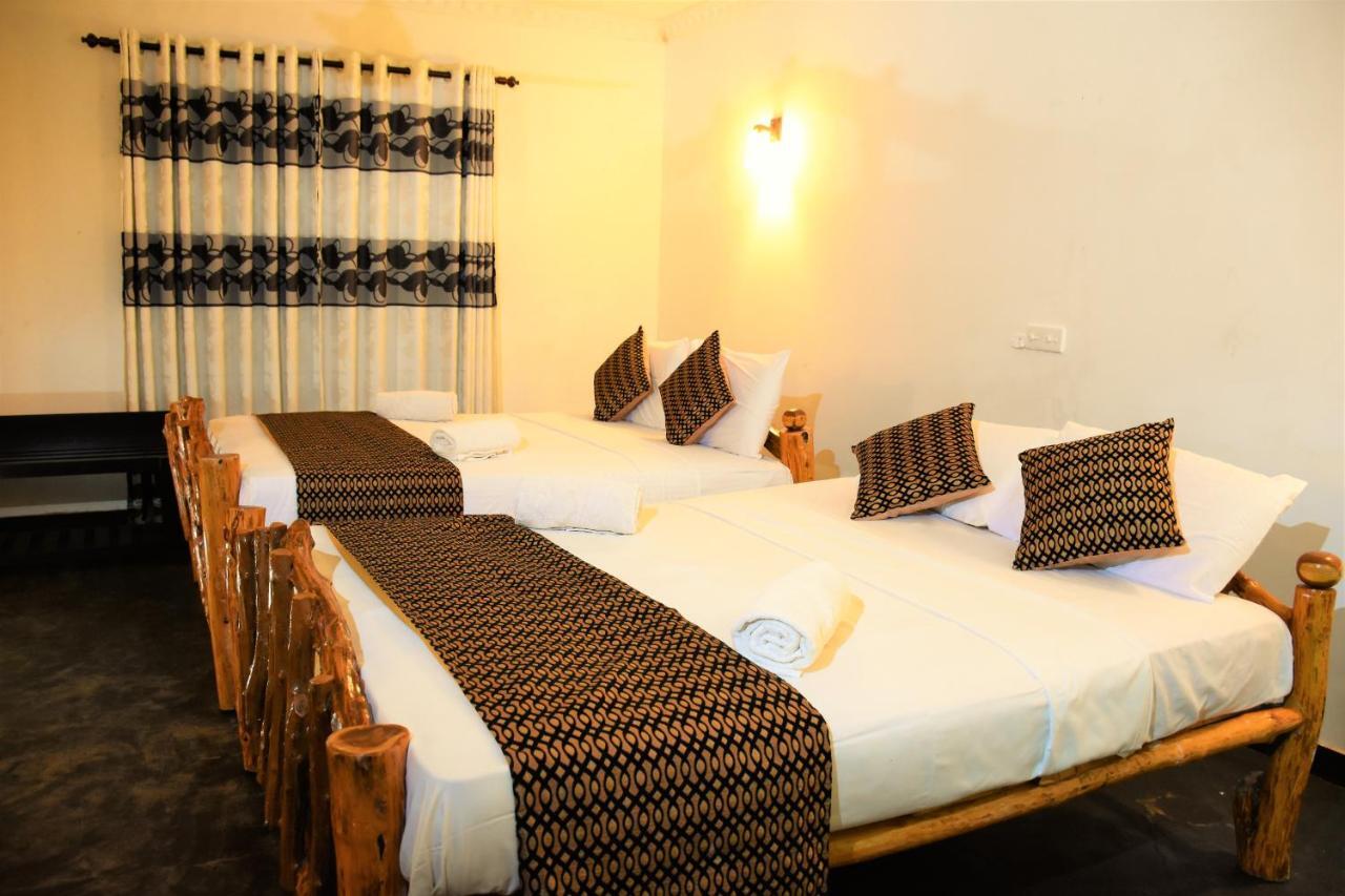Kodigahawewa Forest Resort Tissamaharama Bagian luar foto